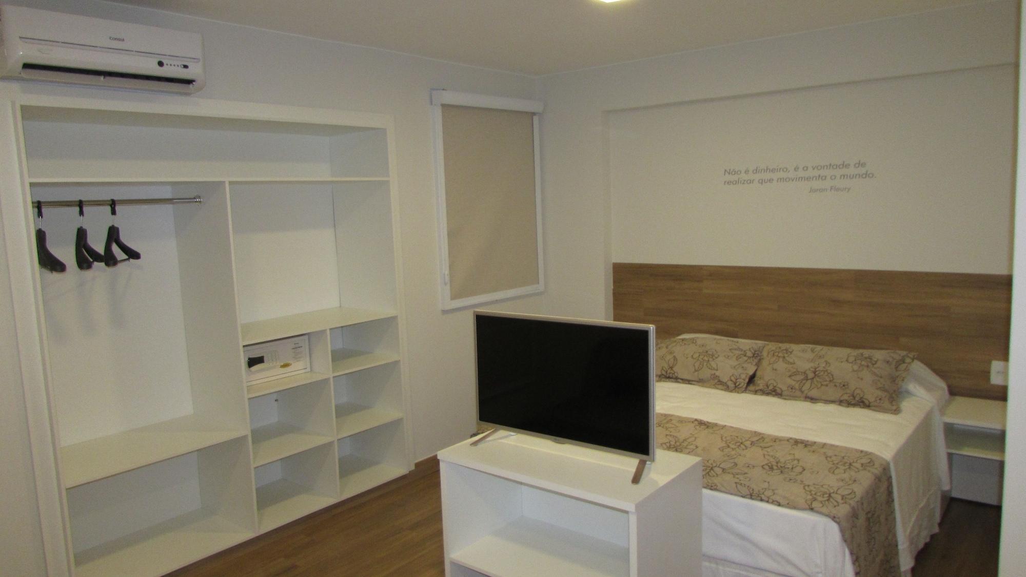 I5 Play Hotel Aguas Claras Bagian luar foto