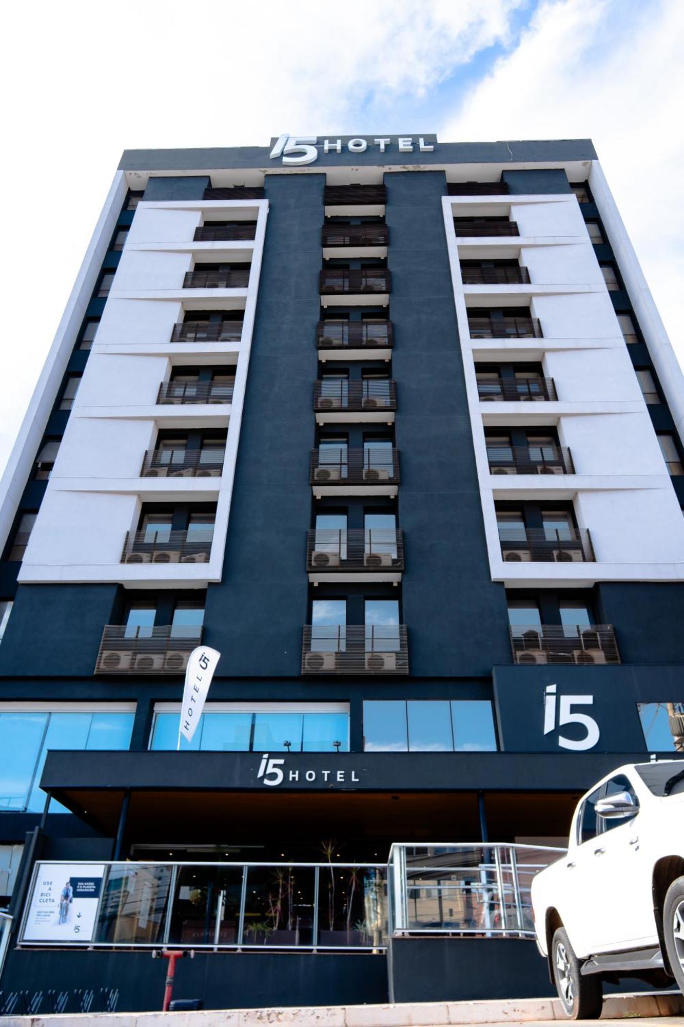 I5 Play Hotel Aguas Claras Bagian luar foto